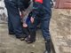 女子被住建局保安踩在脚下 咸阳警方通报